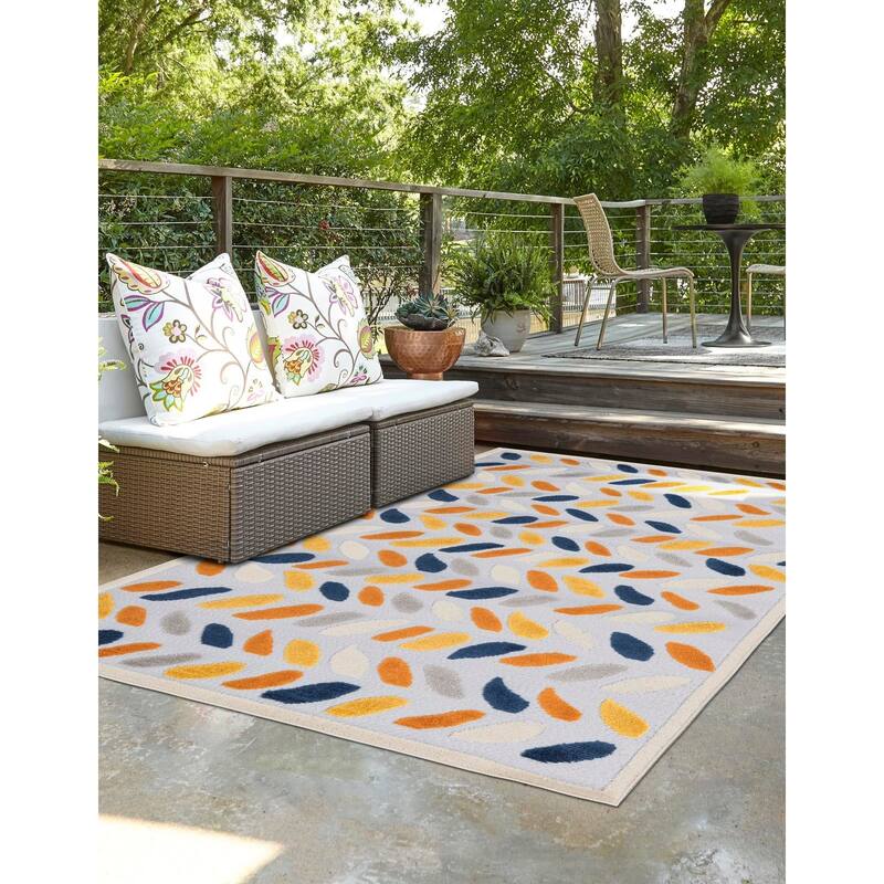 Outdoor Denver Collection Area Rug
