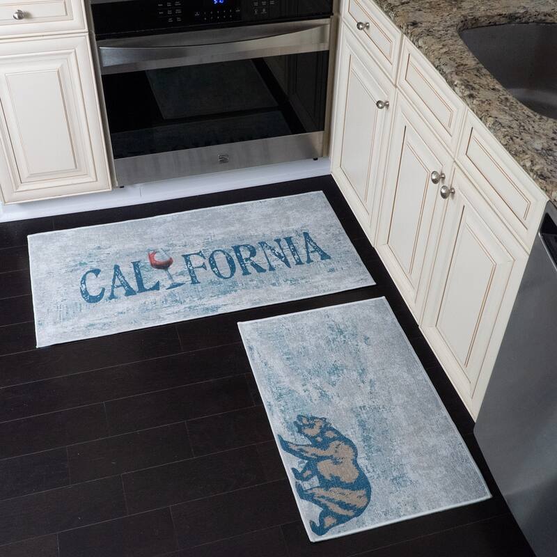 US States Design Non Skid Washable Kitchen Runner Rugs Set of 2 - Set of 44 x 24 and 31.5 x 20 Inches Low Pile Floor Mats