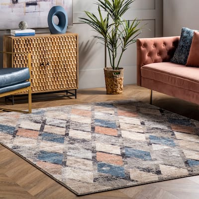 Nuloom Saoirse Distressed Trellis Area Rug