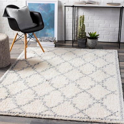 Orleanna Diamond Trellis Plush Area Rug