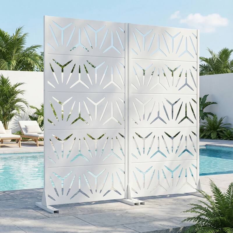 Dovelina Outdoor Freestanding Metal Privacy Screen Decorative Garden Fence (Set of 2)