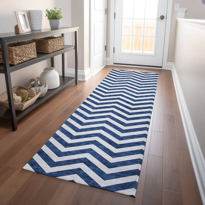 Machine Washable Indoor/ Outdoor Chantille Chevron Stripe Rug