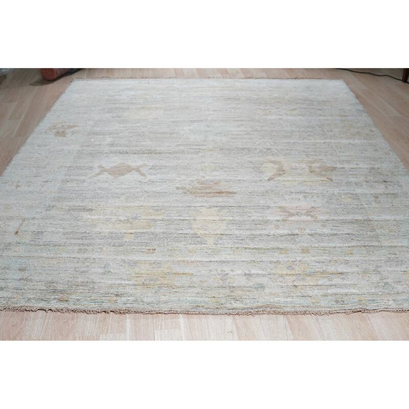 Hand-Knotted Natural Silk Light Fawn/Ivory Classic Floral Oushak Rug - Timeless Elegance and Luxurious Craftsmanship