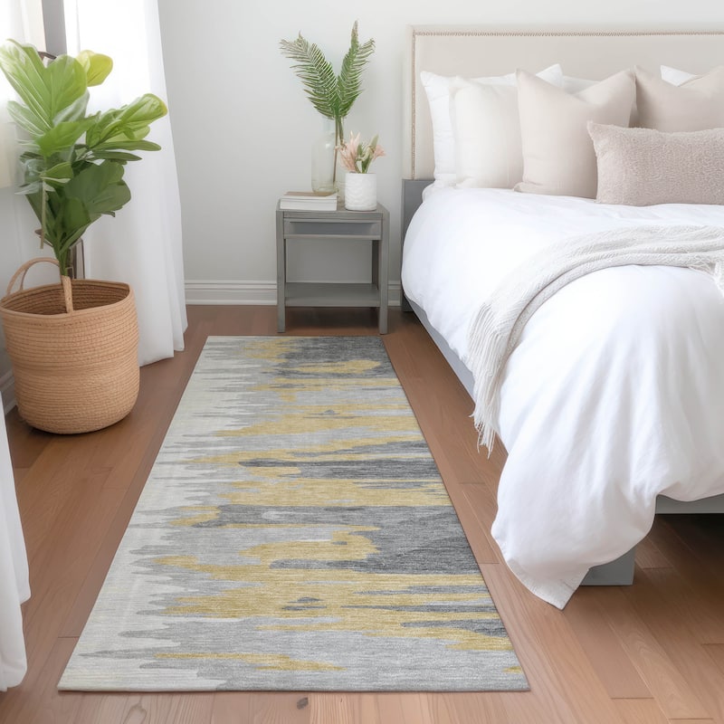 Machine Washable Indoor/ Outdoor Brushstrokes Ombre Chantille Rug - Gray - 2'3" x 7'6"