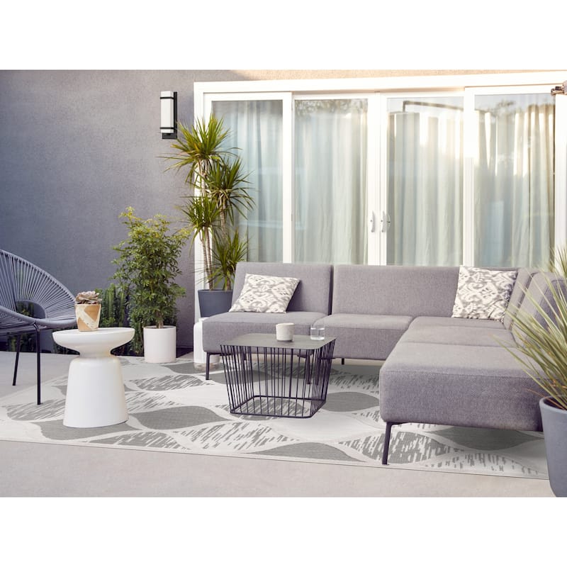 Leick Home Laurus Quatrefoil Indoor Outdoor Area Rug Rectangle 8'X10' and 2'x8' Runner Combo - 8' x 10'