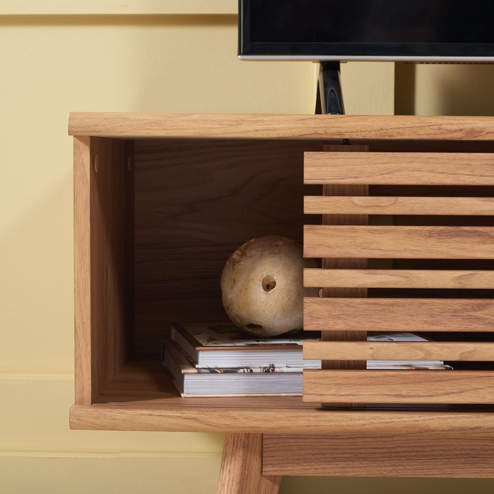 SAFAVIEH Shenna Walnut 47-inch Storage Media TV Stand - 47" W x 15" L x 19" H - 46Wx15Dx19H