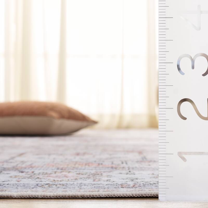 SAFAVIEH Arizona Parissa Machine Washable & Slip Resistant Rug