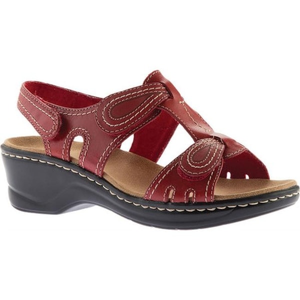 clarks lexi walnut