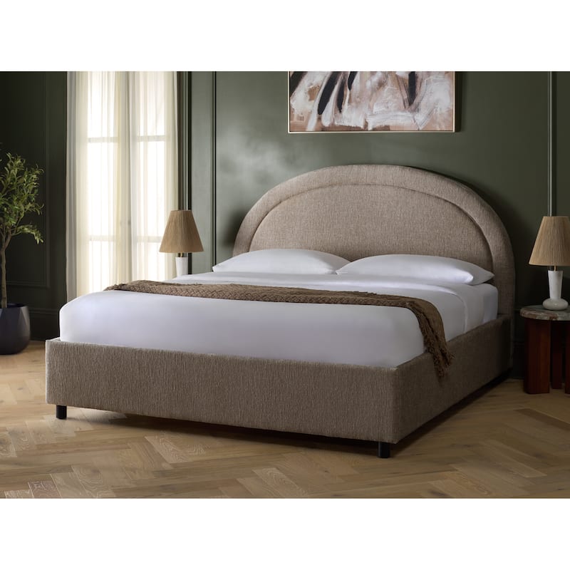 SAFAVIEH Couture Kaylilly Chenille Bed.