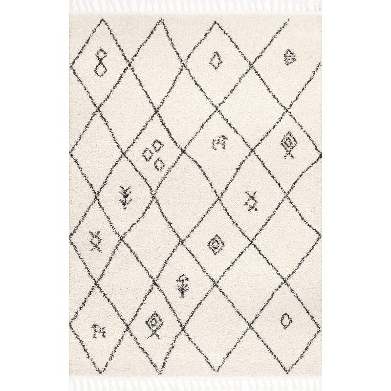 Nuloom Ivory Contemporary Soft Marrakech Diamond Trellis Aztec Tassel Shag Rug