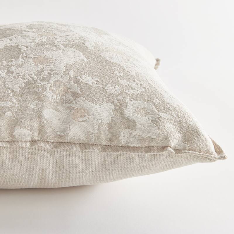 Indoor/Outdoor Accent Pillows