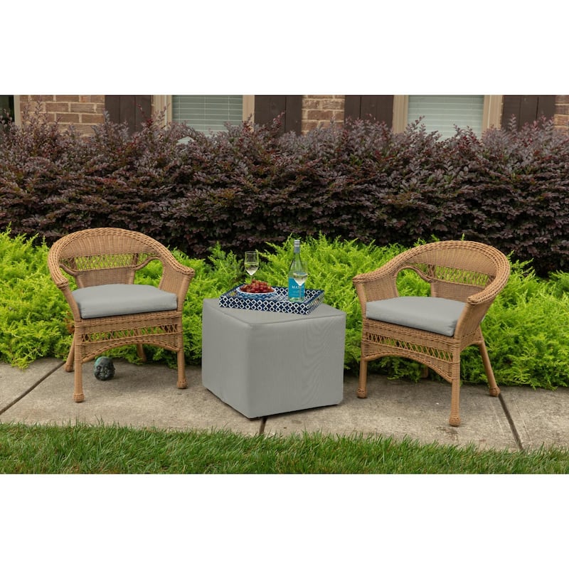 Sunbrella Solid Fabric 1-Piece Indoor/Outdoor Wicker Seat Pad, 18"W x 18"L