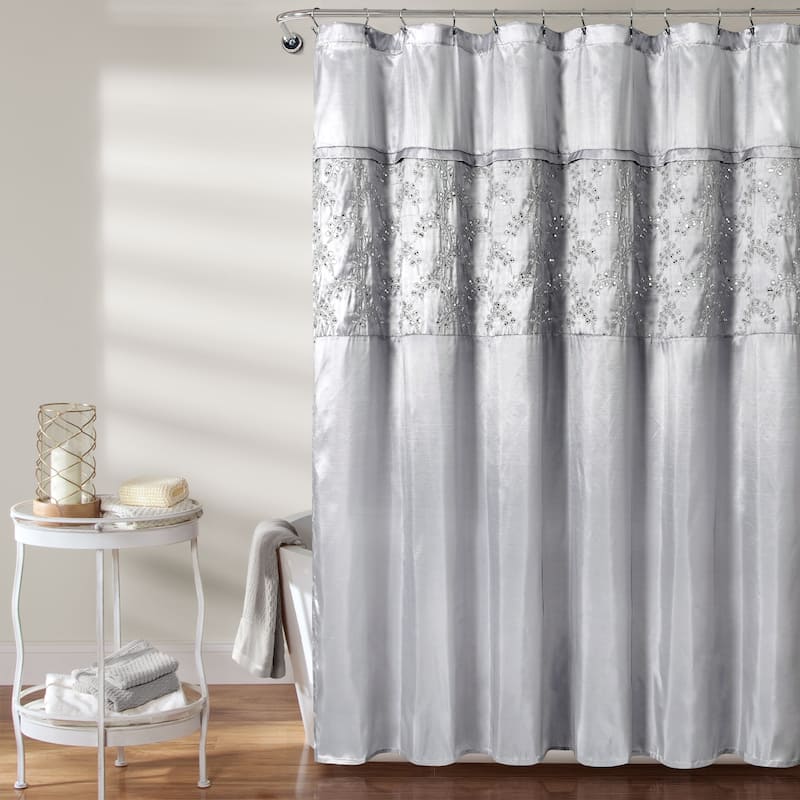 Copper Grove Wakulla Red Shower Curtain - Gray/Silver