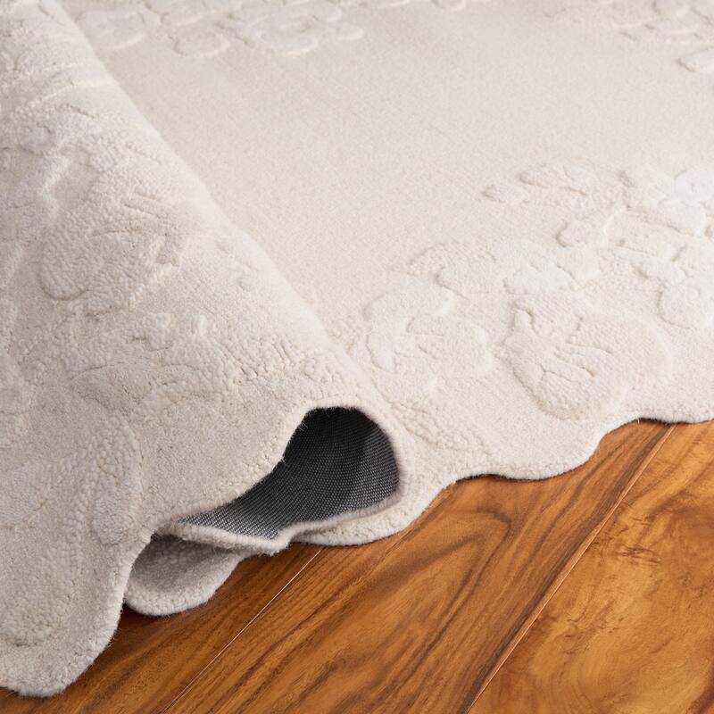 SAFAVIEH Handmade Jardin Svitlana Wool Rug