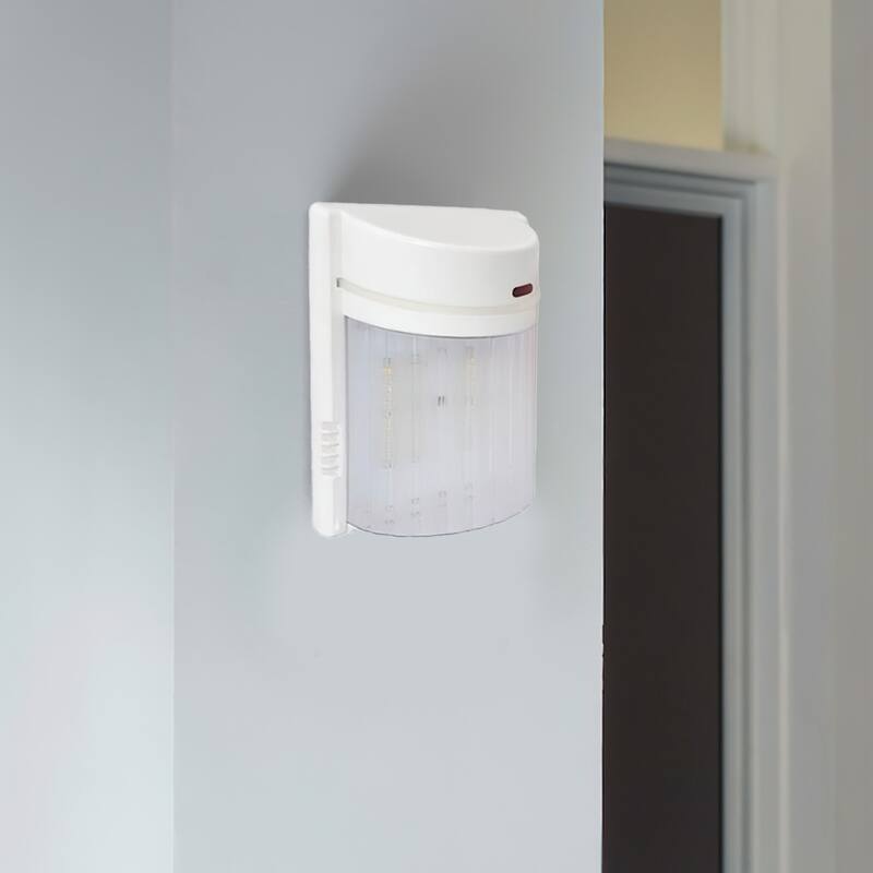 Amax Lighting 15W Durable Plastic with 120 Volts LED Light Bronze