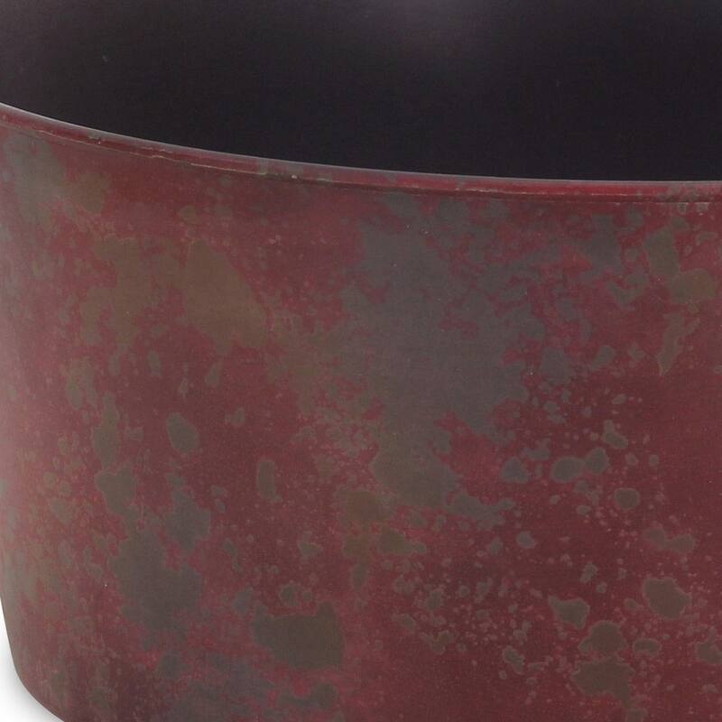 HomeRoots 12" Red Recycled Plastic Indoor Outdoor Round Pot Planter - Red