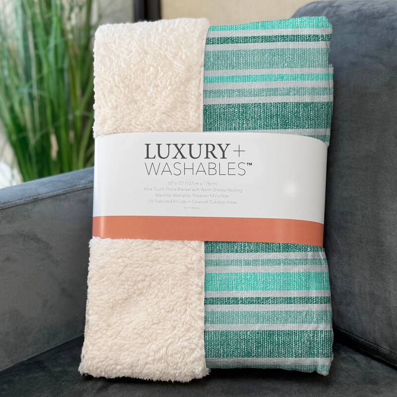 Premium Machine Washable Modern Stripe Sherpa Throw Blanket