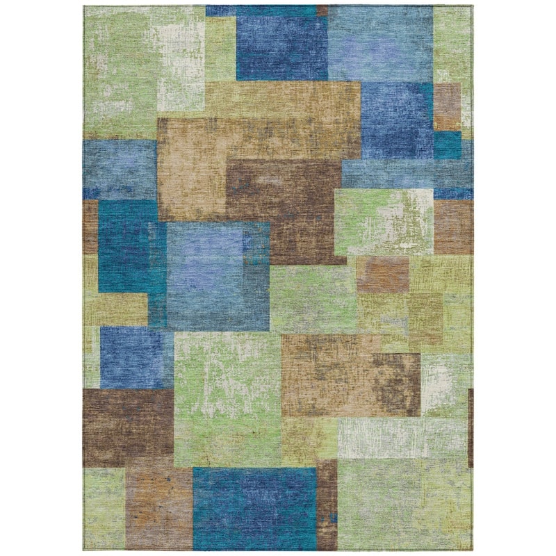 HomeRoots Geometric Traditional Rectangle Outdoor Rug