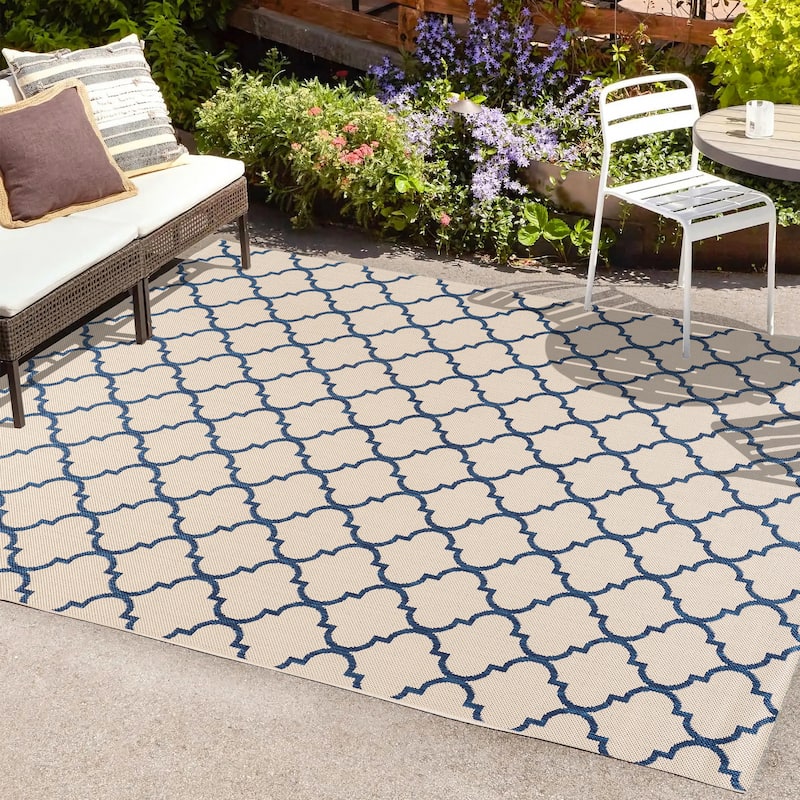 JONATHAN Y Isla Ogee Trellis Indoor/Outdoor Area Rug