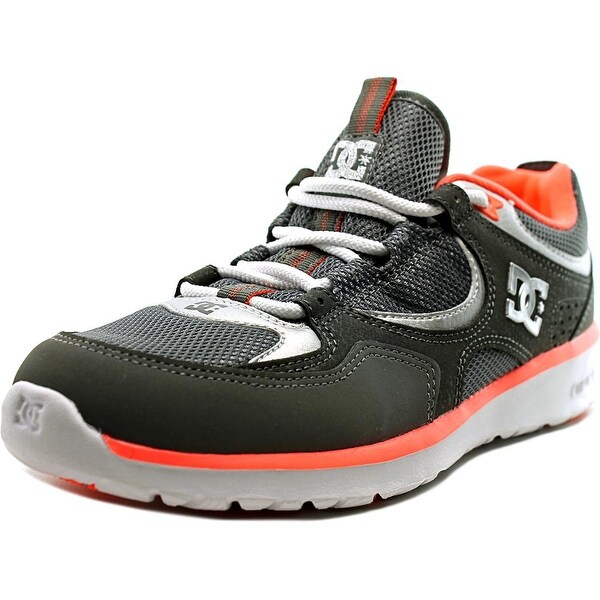 dc running shoes
