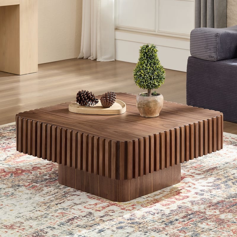 Fluted Design Accent Table Small Wood Coffee Table and Sturdy Pedestal