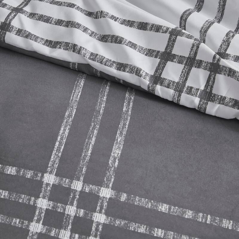 Intelligent Design Nathan Plaid Reversible Comforter Set