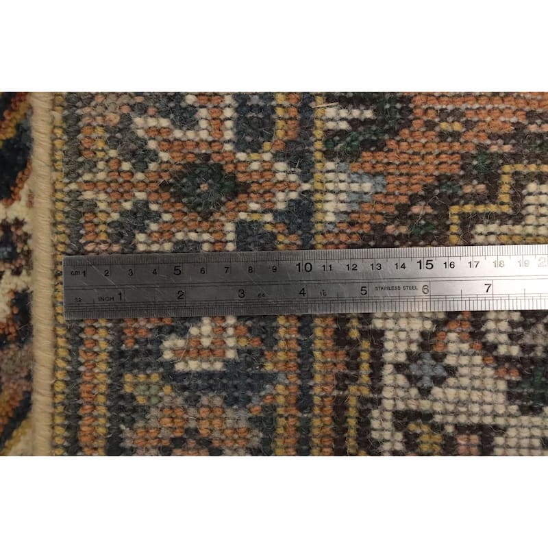 Hand Knotted Oriental 100% Wool Carpet Traditional Medallion Beige & Ivories Heriz (serapi) Area Rug - 3' 0'' X 2' 0''