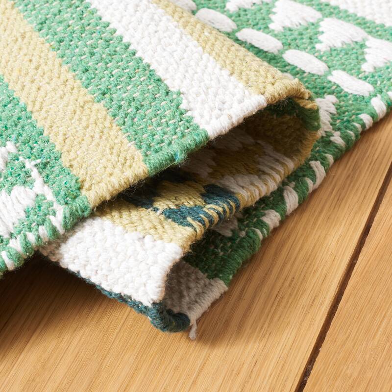 SAFAVIEH Handmade Montauk Nellwyn Cotton Rug