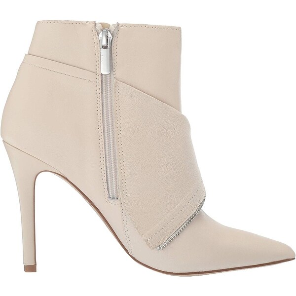 fergie admire bootie