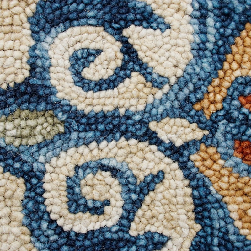 Sevita Beige/Blue Medallion Round Area Rug