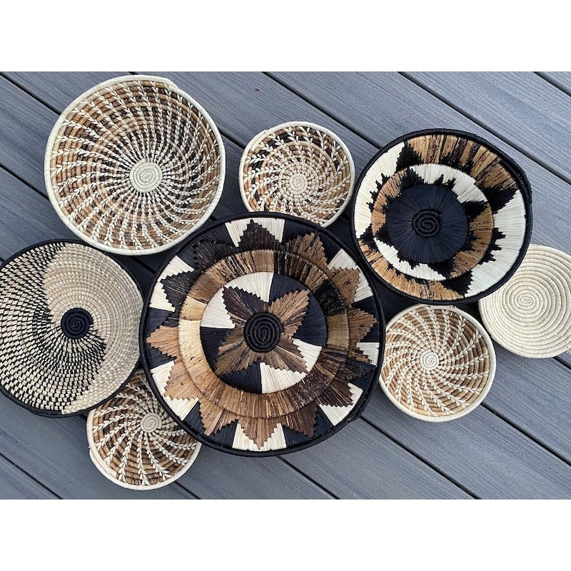 Set Of 8 Natural Color Wall Hanging Baskets 7.5"-12" - Espresso