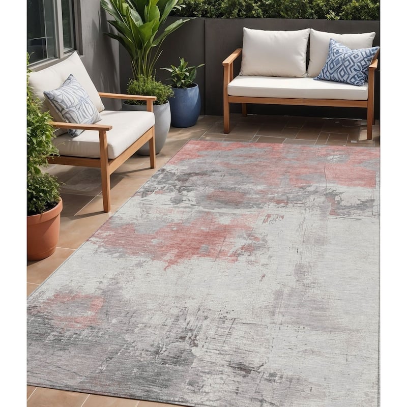 HomeRoots Abstract Transitional Rectangle Outdoor Rug - 5' X 8'