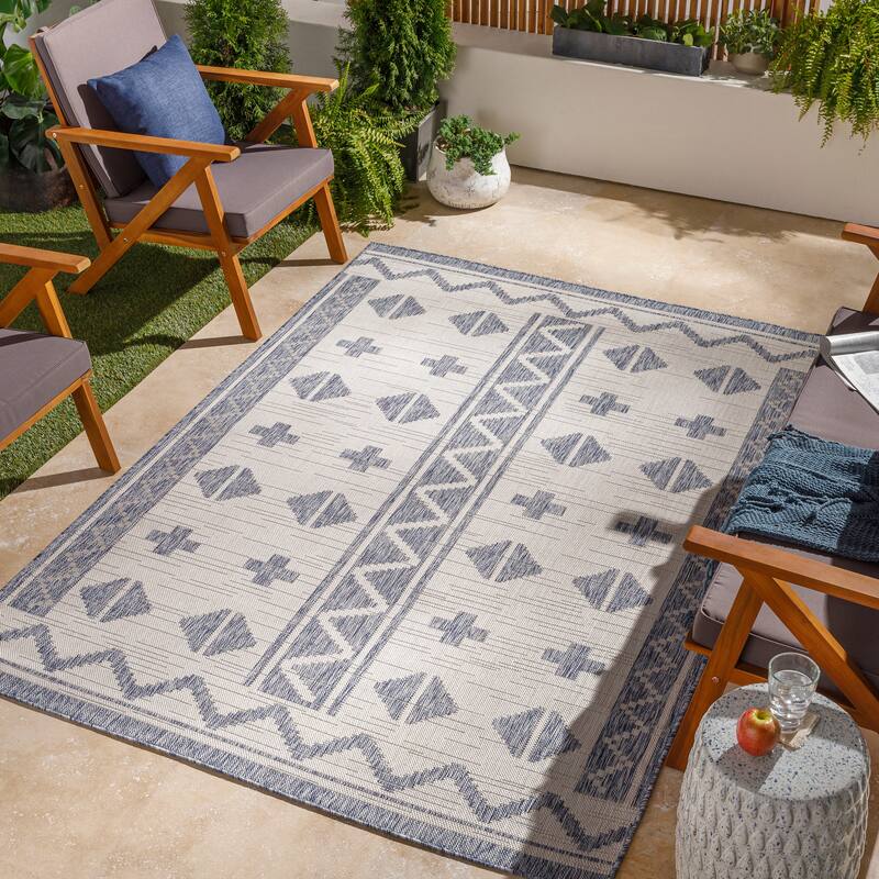 Livabliss Kyrah Boho Geometric Indoor/ Outdoor Area Rug - 5'3" x 7' - Blue/Off-White