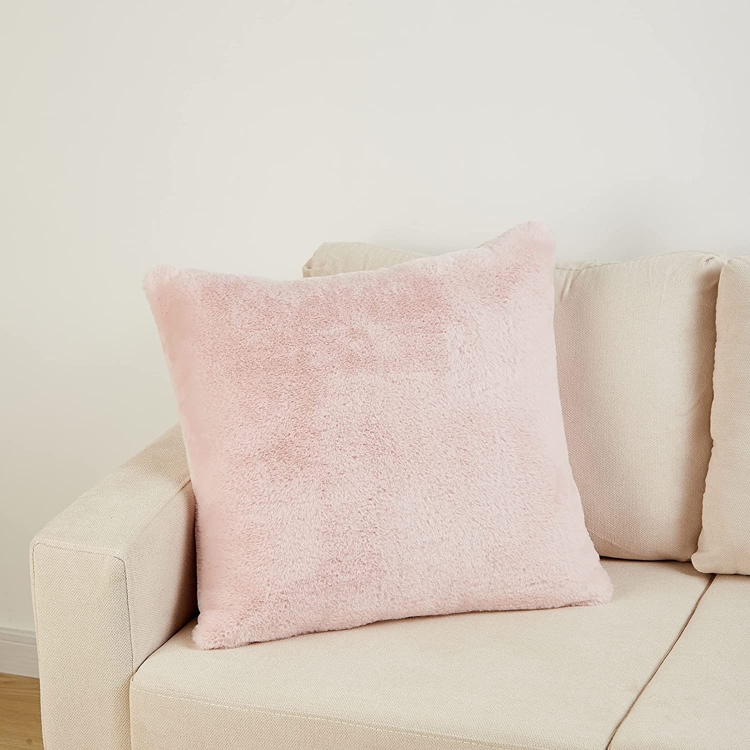 Softlux pillow 2025