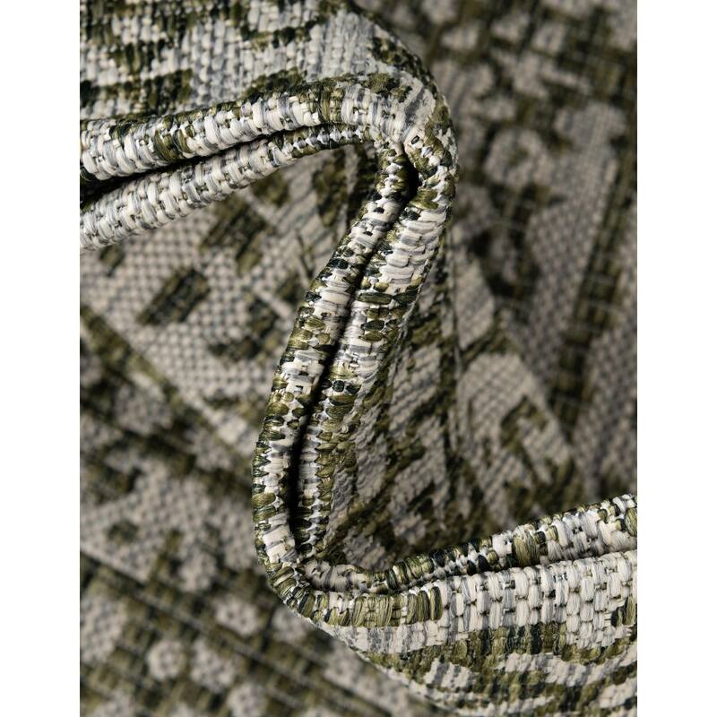 Outdoor Nirie Collection Area Rug