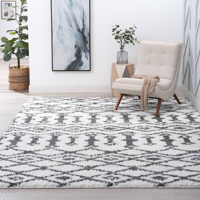 Joy Shag Mediterranean Geometric Indoor Area Rug