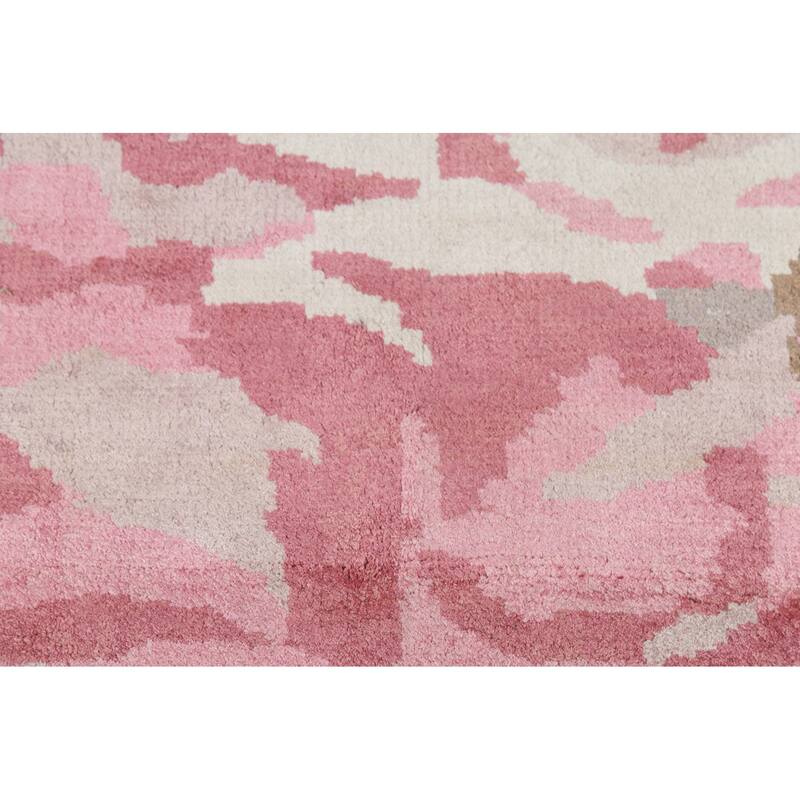 Handmade Flowers Wool & Silk Indian Area Rug - 6'3"x 9'0"