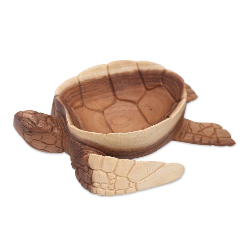 Handmade Kura Kura Keeper Wood catchall (Indonesia)