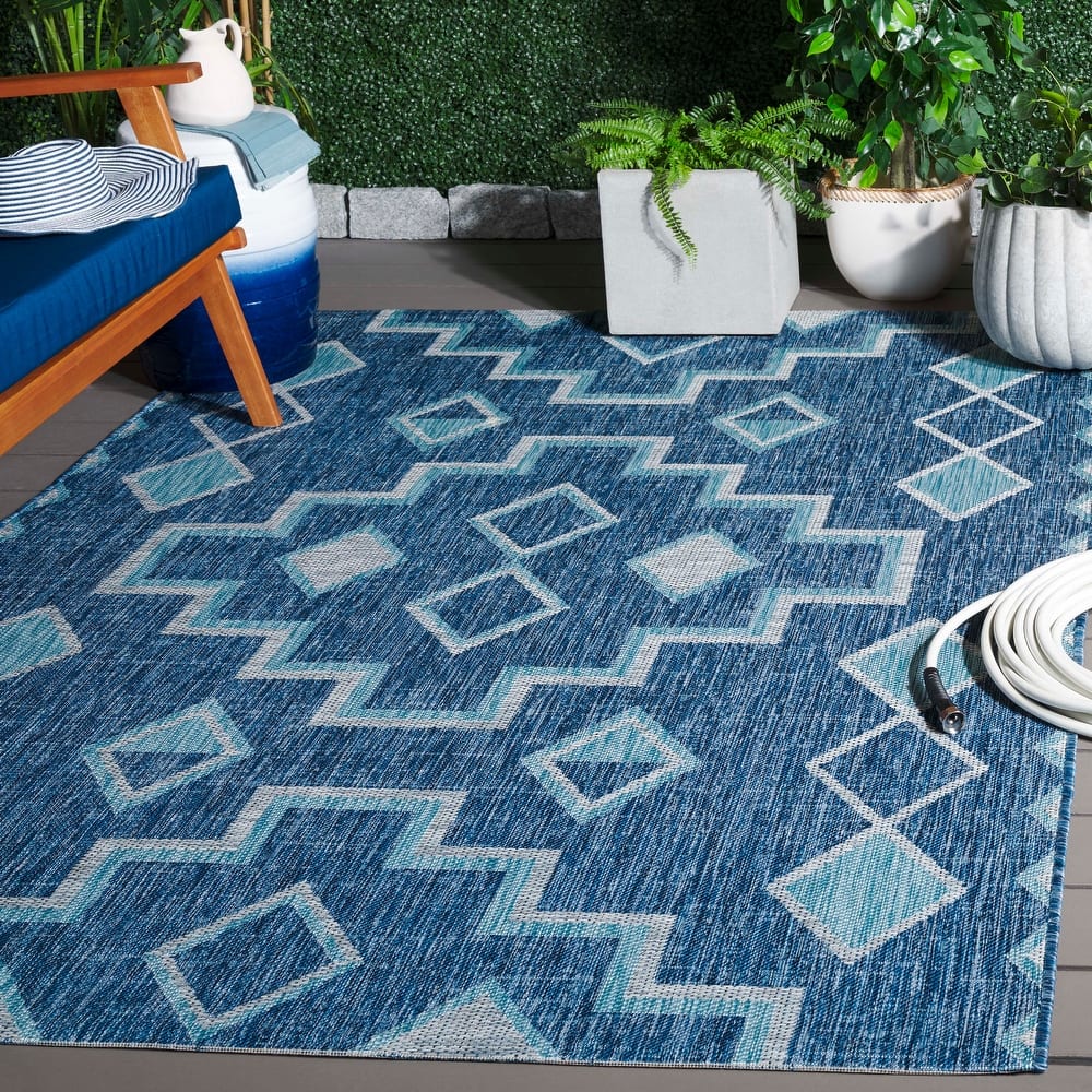 SAFAVIEH Courtyard Cemre Indoor/ Outdoor Waterproof Patio Backyard Rug