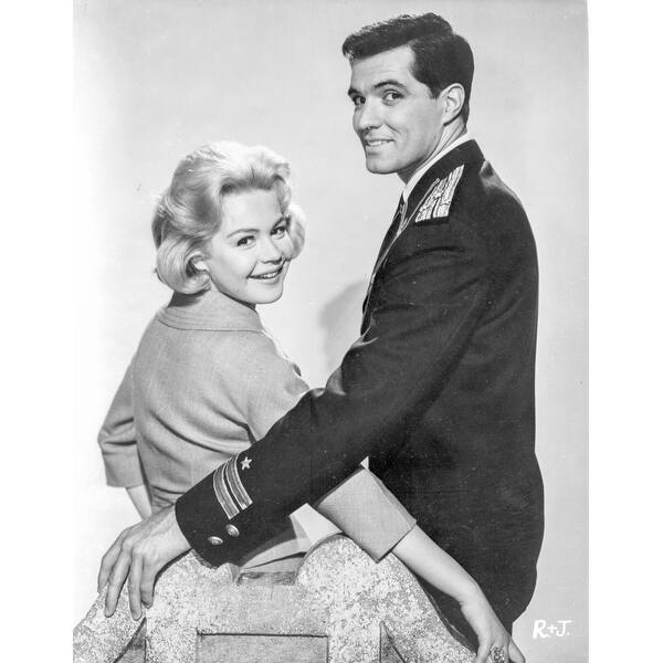 A Portrait For Tammy Tell Me True Photo Print Overstock 25387616 Tammy tell me true is a 1961 american eastmancolor comedy film directed by harry keller and starring sandra dee and john gavin, charles drake, virginia grey and julia meade. a portrait for tammy tell me true photo print
