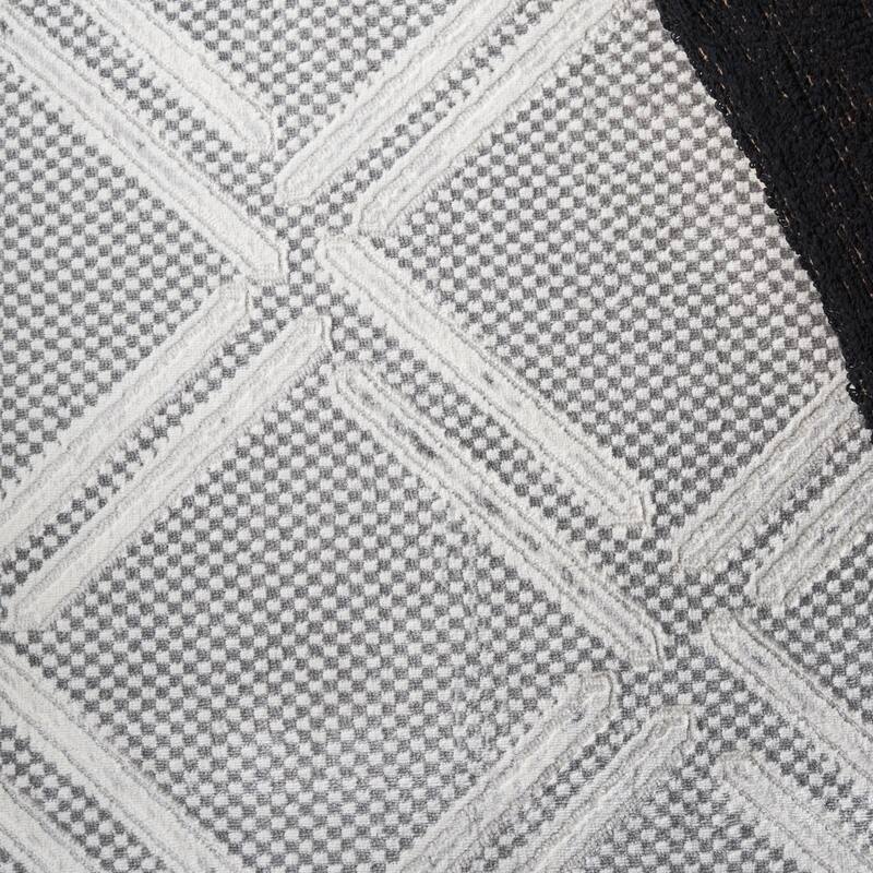 SAFAVIEH Hanna Elona Modern Contemporary Rug