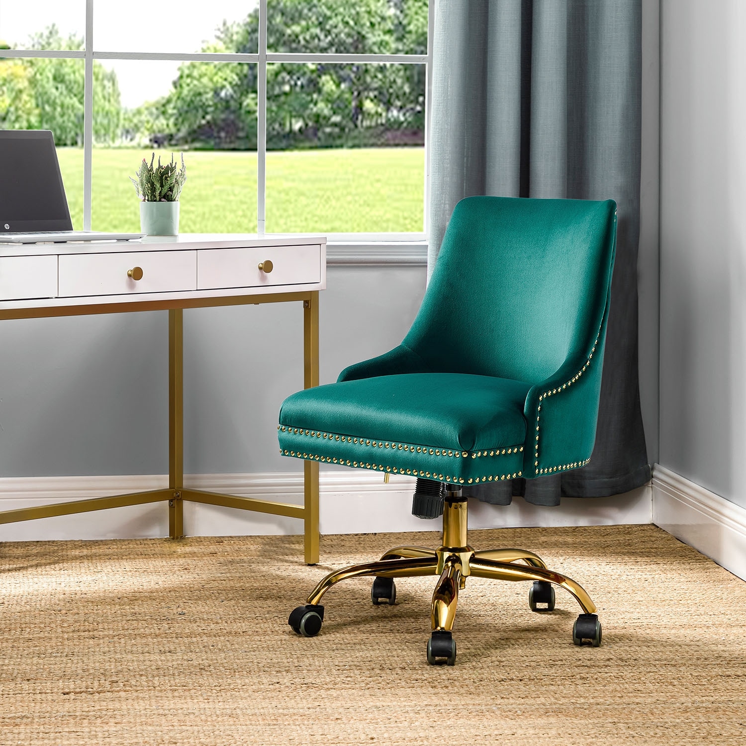 Bella task chair clearance
