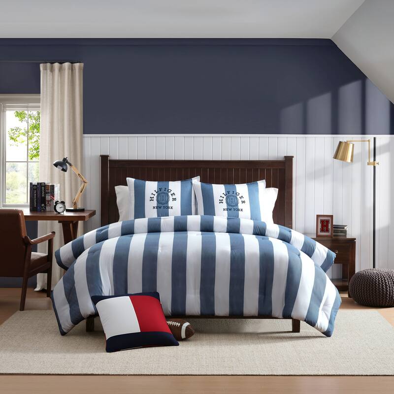 Tommy Hilfiger Berkley Stripe Reversible Tailored Lightweight Comforter Set (Deep Blue)