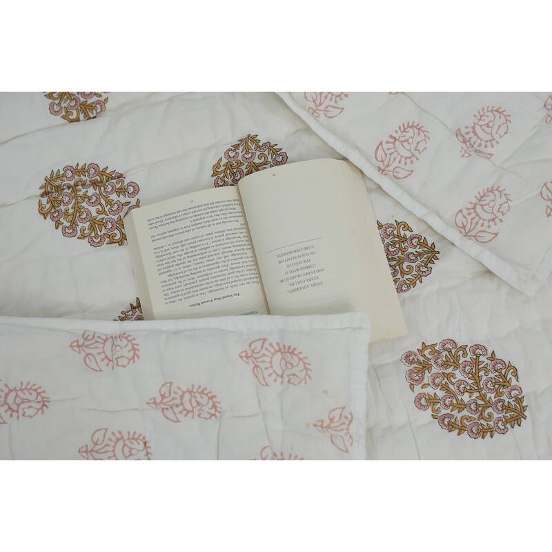Fabdivine Floral Print Cotton Traditional Bedding Quilt Guldasta Brown Pink, Handmade Reversible Bedspread for Bedroom Decor