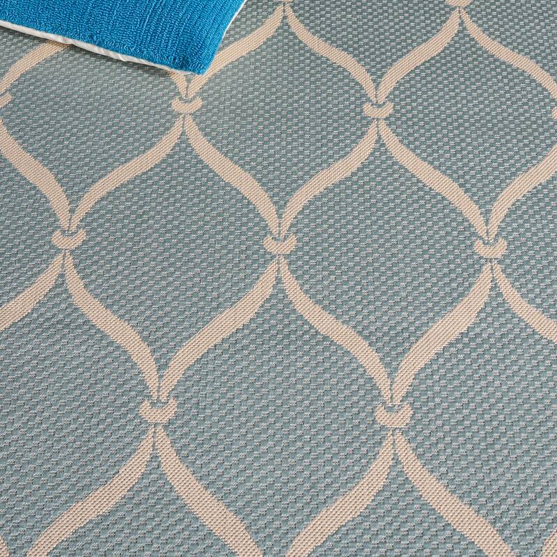 SAFAVIEH Courtyard Liya Indoor/ Outdoor Waterproof Patio Backyard Rug