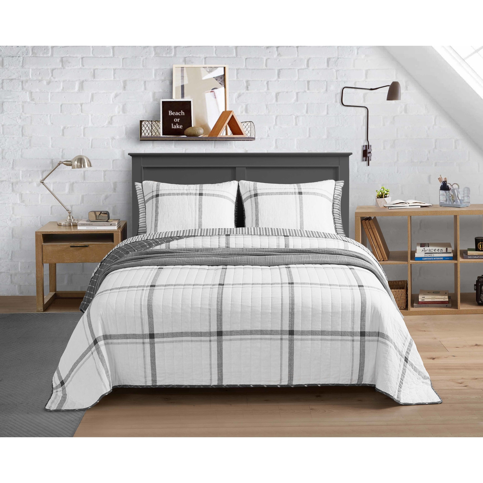 Nautica Fleetville Windowpane Plaid Reversible Soft Cotton Quilt (Grey, 3 Piece Set)