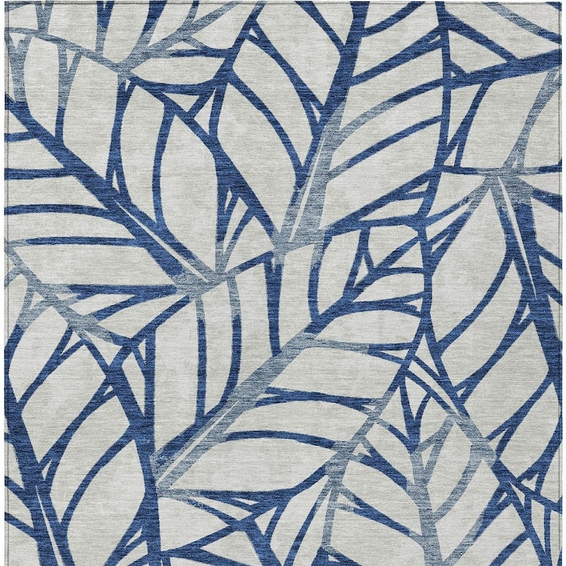 HomeRoots Floral Transitional Rectangle Outdoor Rug