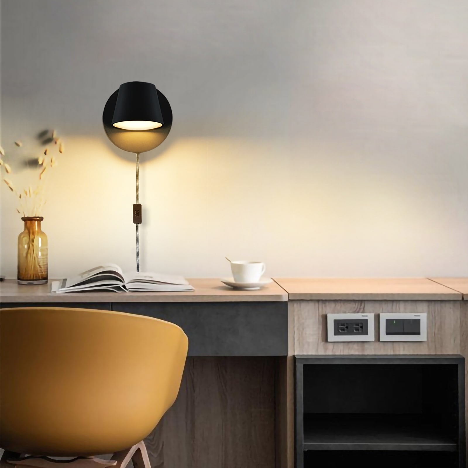 Modern White Plug-In Wall Lamp – 2700K Warm Light, 350° Rotatable Head, Cord Switch, LED Included, For Bedroom Headboard Hallway