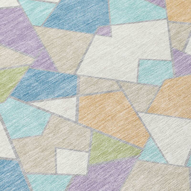 Machine Washable Indoor/ Outdoor Modern Mosaic Chantille Rug