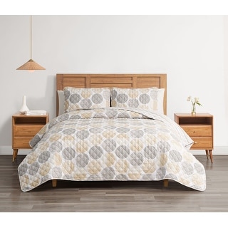 Doyle Quilt Set